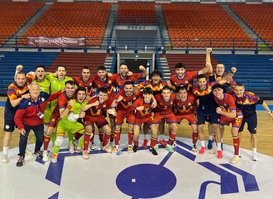 Instant de celebració després de classificar-se per a la següent fase del Preeuropeu