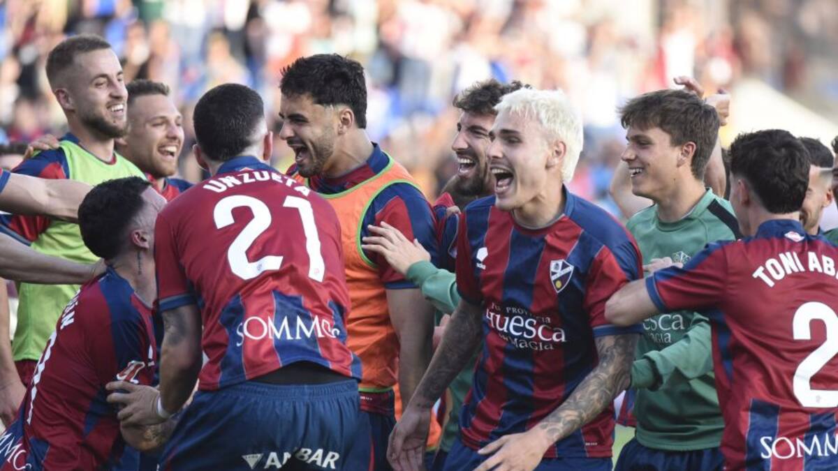 El fútbol le devuelve una al Huesca con una victoria 2-1 ante el Elche en el añadido