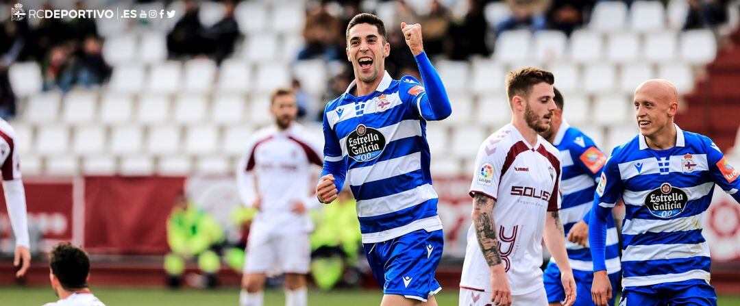 Sabin Merino celebra su gol