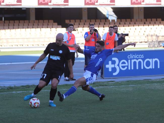Imagen del partido entre el Xerez DFC y el Juventud Torremolinos