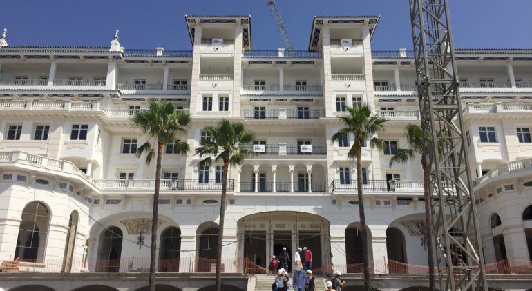 Fachada principal del futuro hotel cinco estrellas gran lujo de Málaga