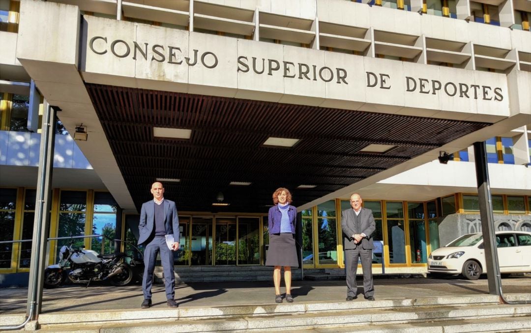 Luis Rubiales, Irene Lozano y Javier Tebas, en la reunión que mantuvieron en el CSD este domingo.