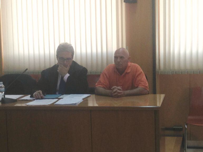 Ramon Laso al banc dels acusats de l'Audiència de Tarragona