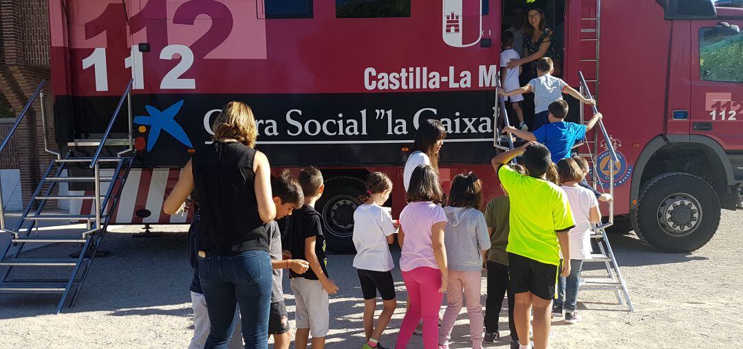Alumnos del colegio Ana Soto han recibido formación sobre cómo actuar en casos de emergencia