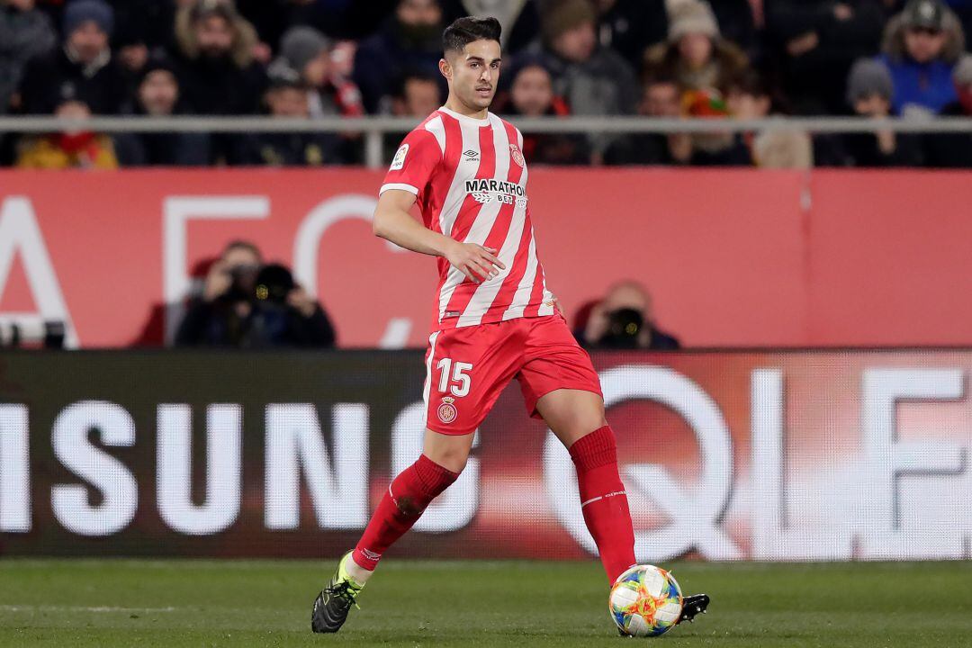 Juanpe durante un partido con el Girona