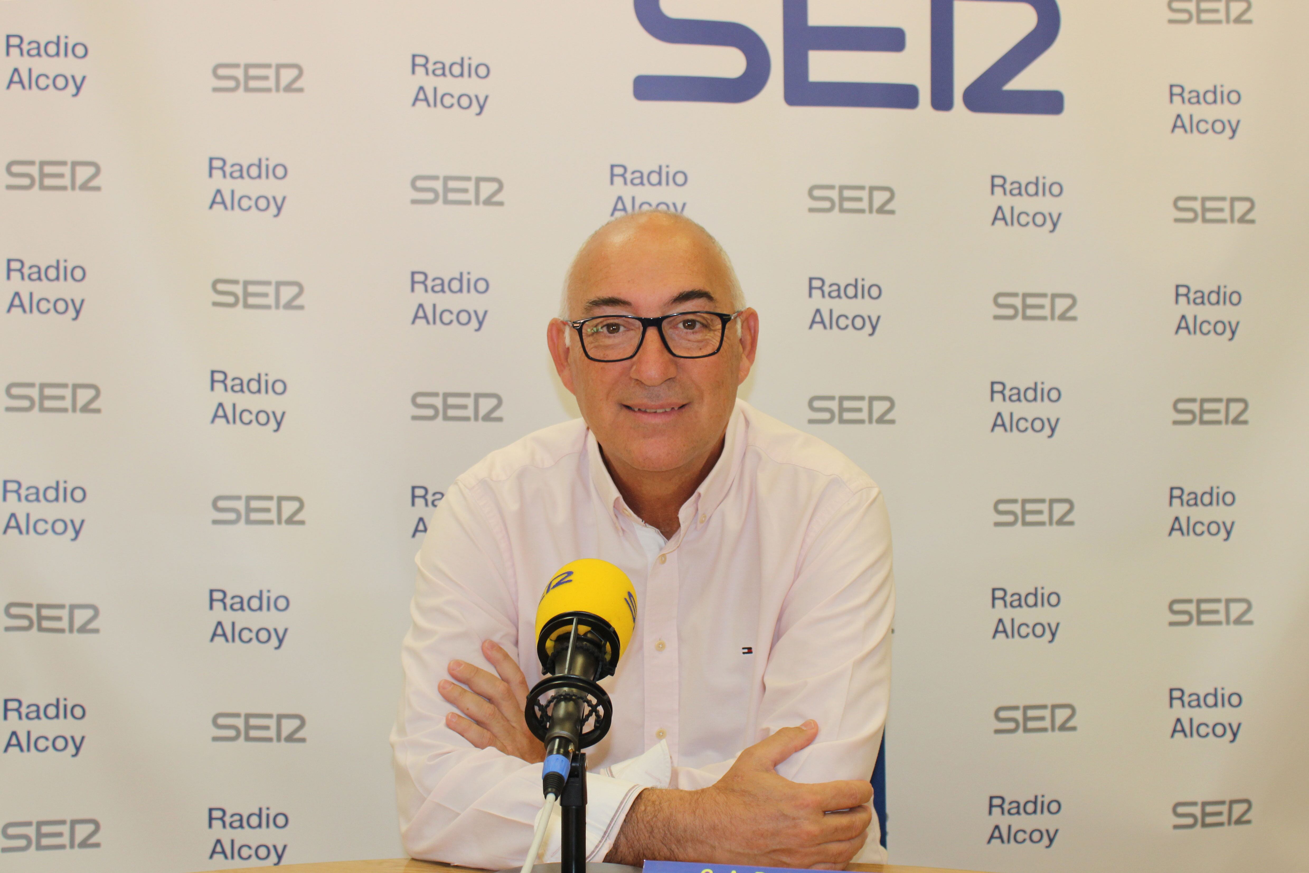 Jorge Ramis, en el estudio central de Radio Alcoy