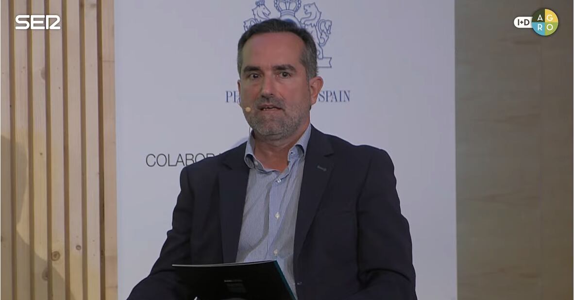 Carlos Fernández, gerente agroalimentario de la Dirección Territorial de Cajamar