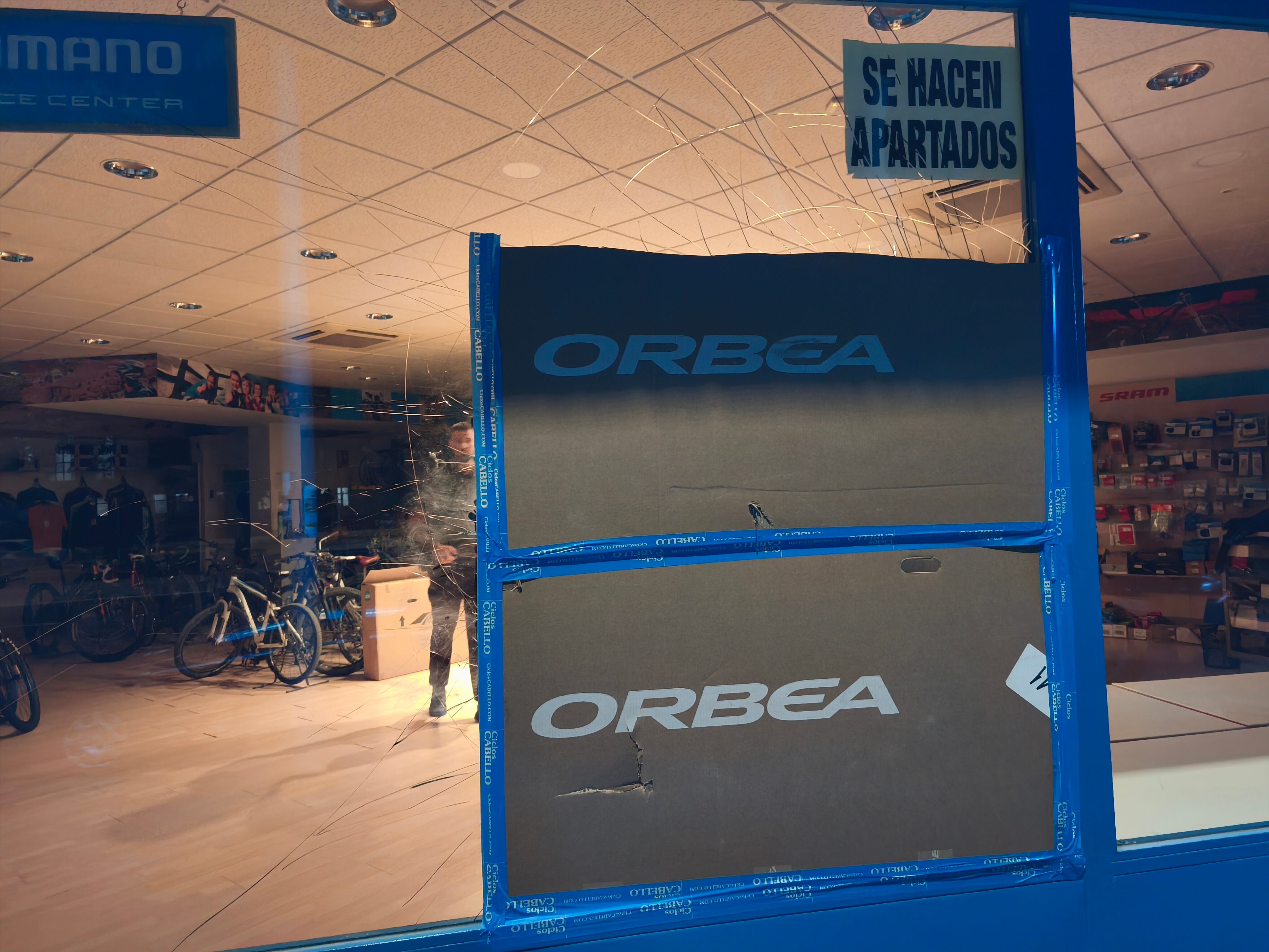 Tienda Ciclos Cabello asaltada por los ladrones