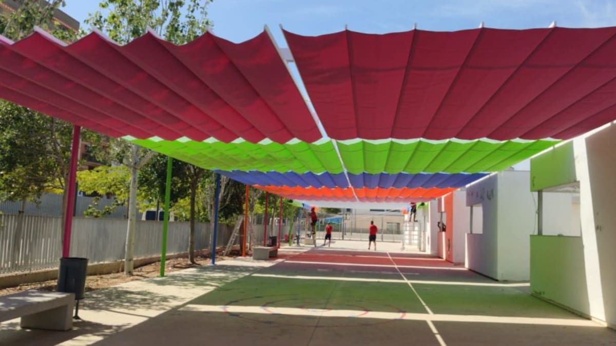 La AMPA del Botànic Cavanilles alerta de la "creación de un gueto" en este centro escolar