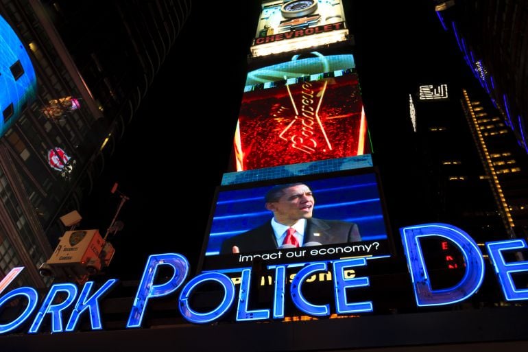 Barack Obama en las pantallas de Times Square en 2009.