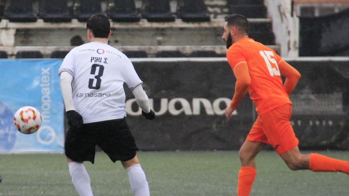 Juanma Bas, presidente del Ontinyent 1931, explica los cambios tras la suspensión del partido ante el Castellonense