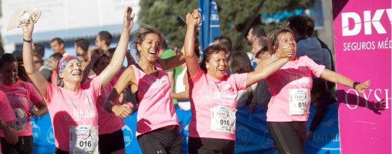 Carrera de la mujer en A Coruña. Foto de archivo