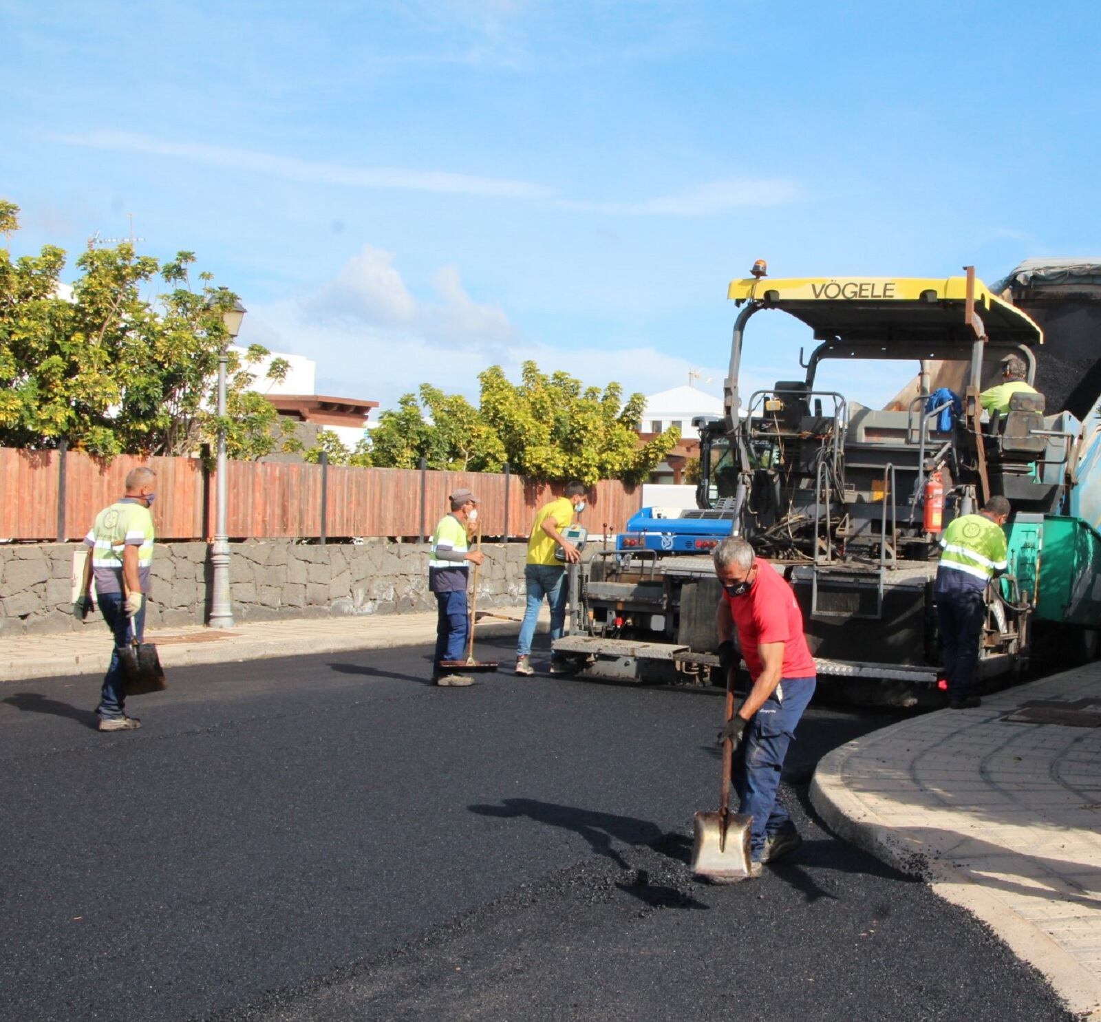 Imagen de archivo de trabajadores en una obra.