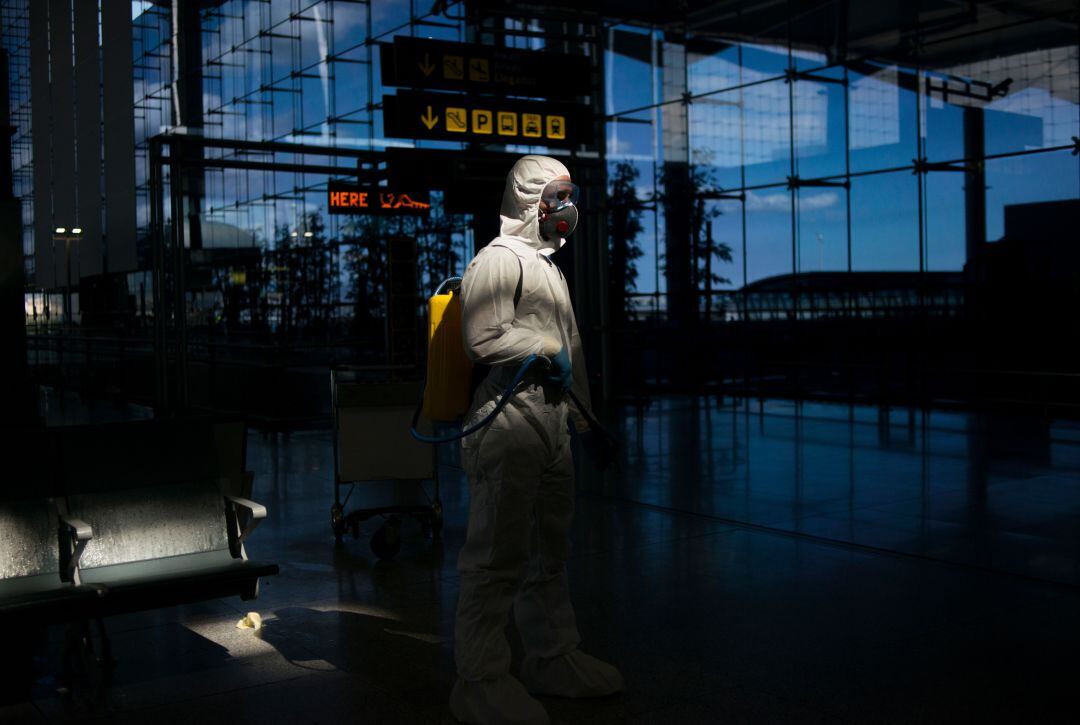 Tareas de desinfección en España.