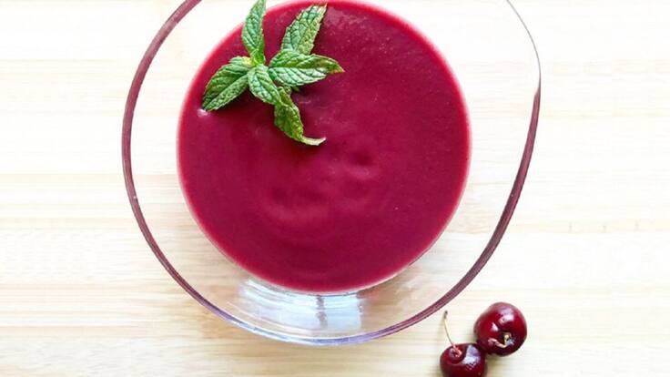 El #FoodieWhatsapp de Mireia Ruíz: salmorejo de cerezas