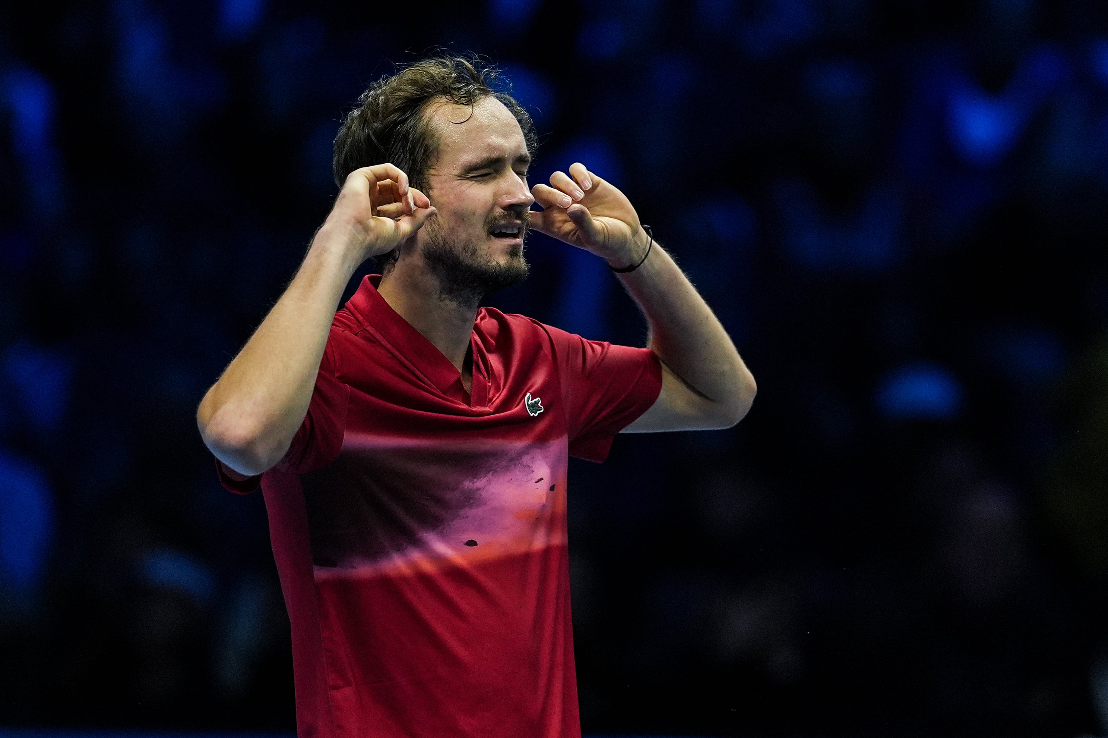 Daniil Medvedev celebra su victoria ante Alex De Minaur