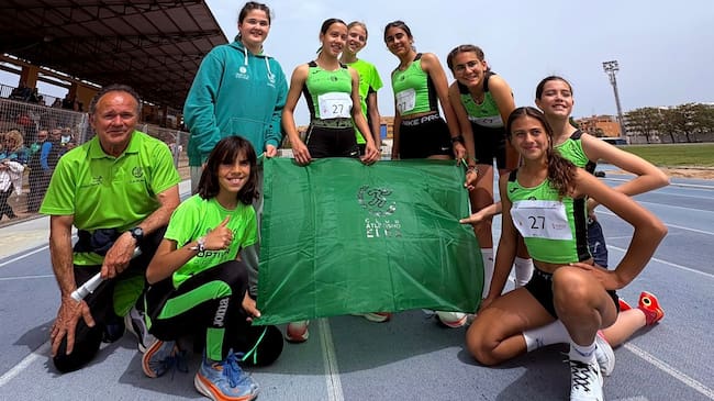 El Sub 14 femenino del C. A. Elda se colgó el bronce provincial