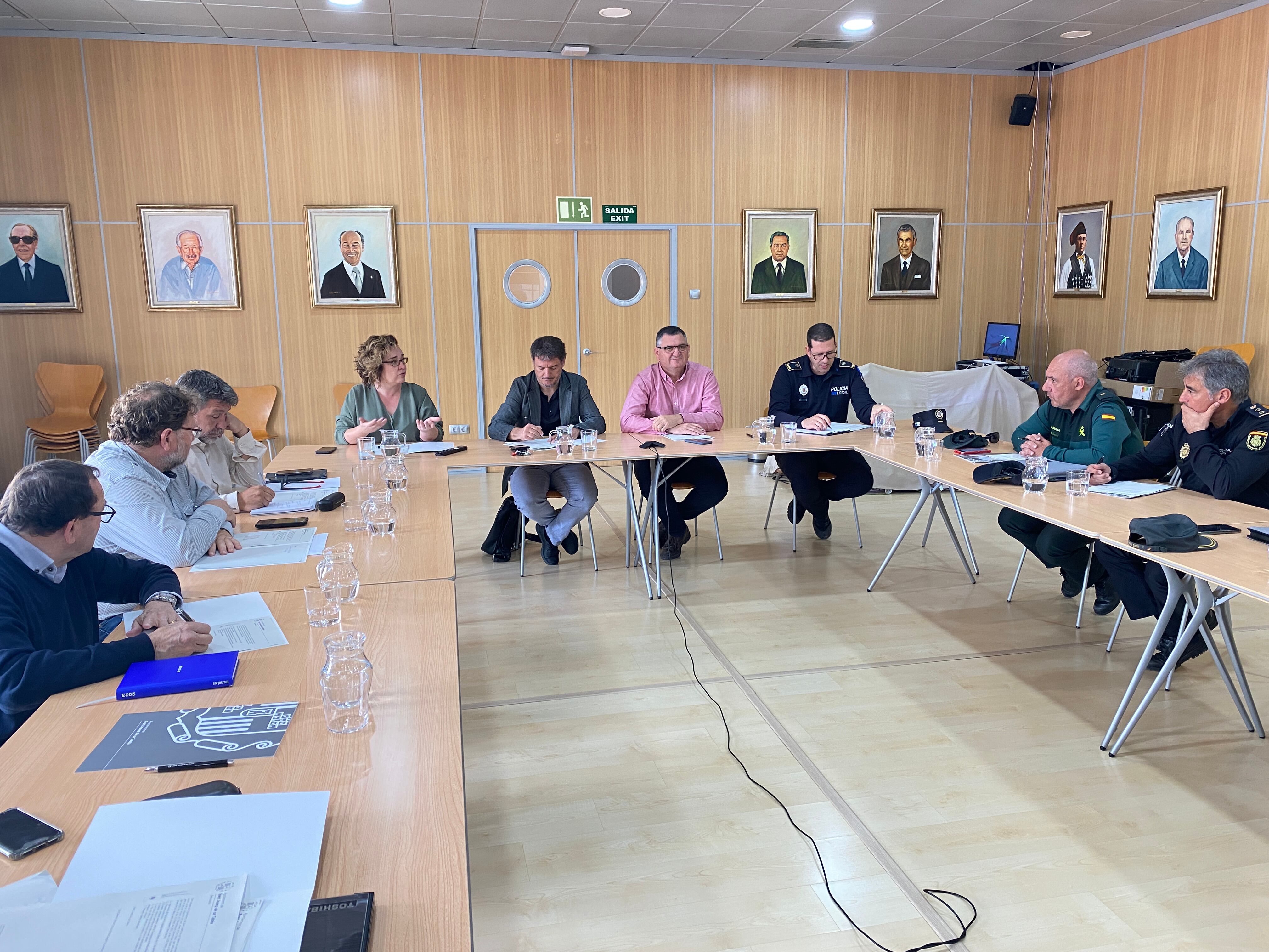 Un momento durante la Junta Local de Seguridad