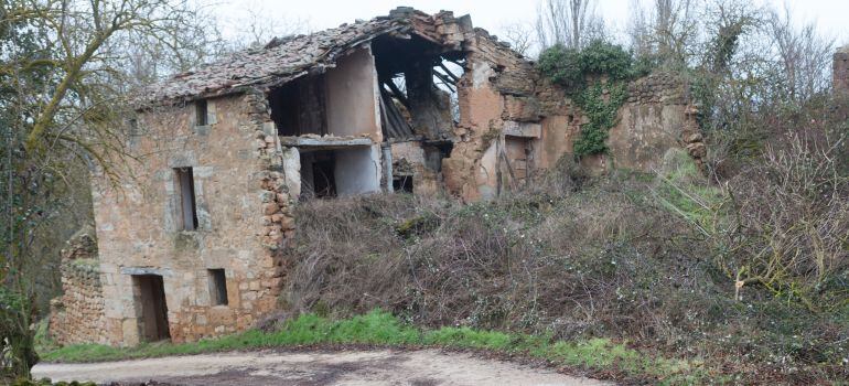 Bárcena de Bureba (Burgos), un pueblo deshabitado 