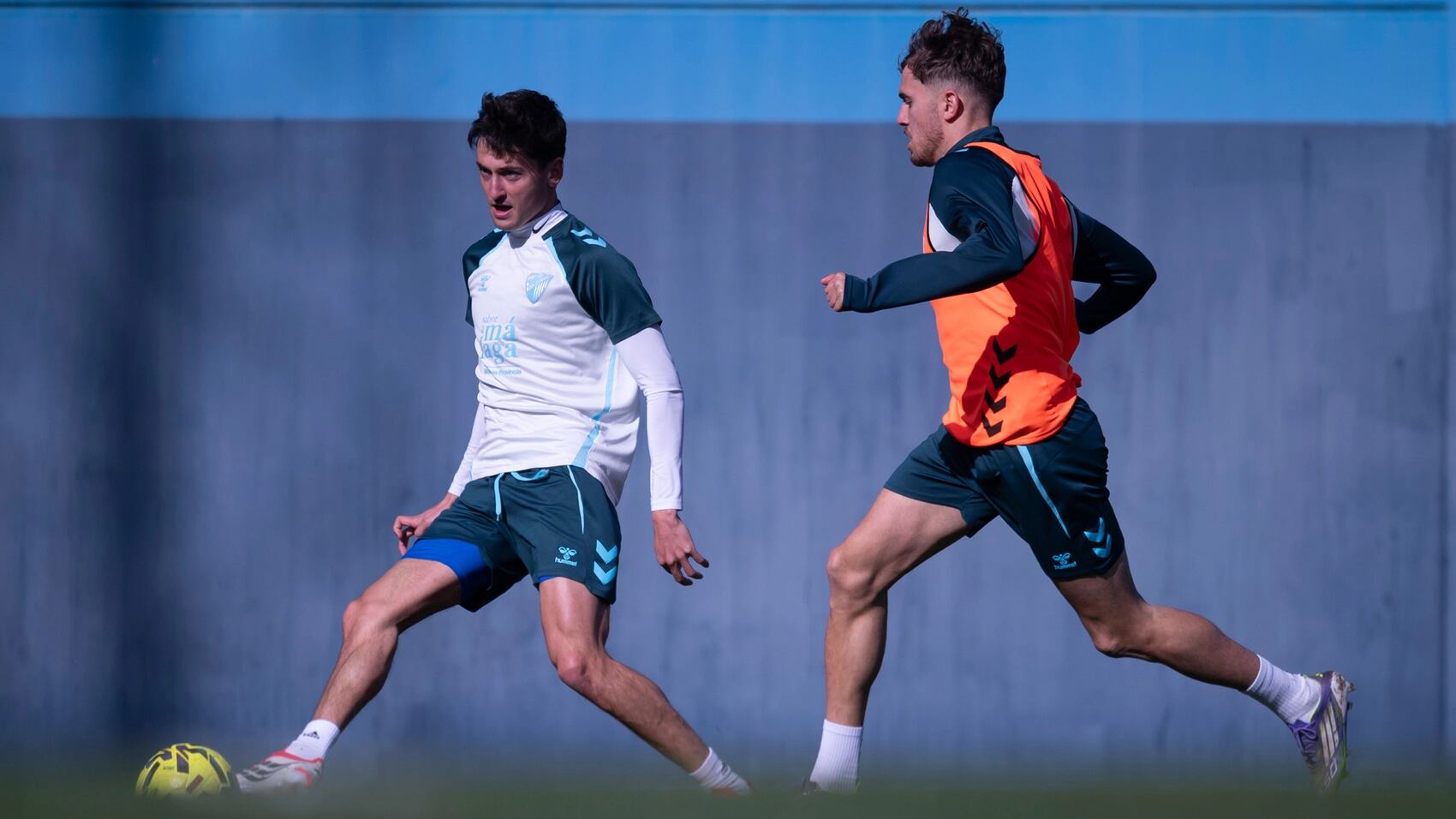 El Málaga inició la preparación para el encuentro de este sábado ante el Granada