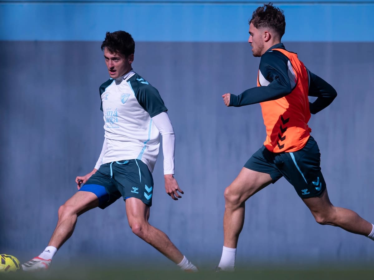 El Málaga empieza a preparar el partido ante el Granada sin David Larrubia y Einar Galilea