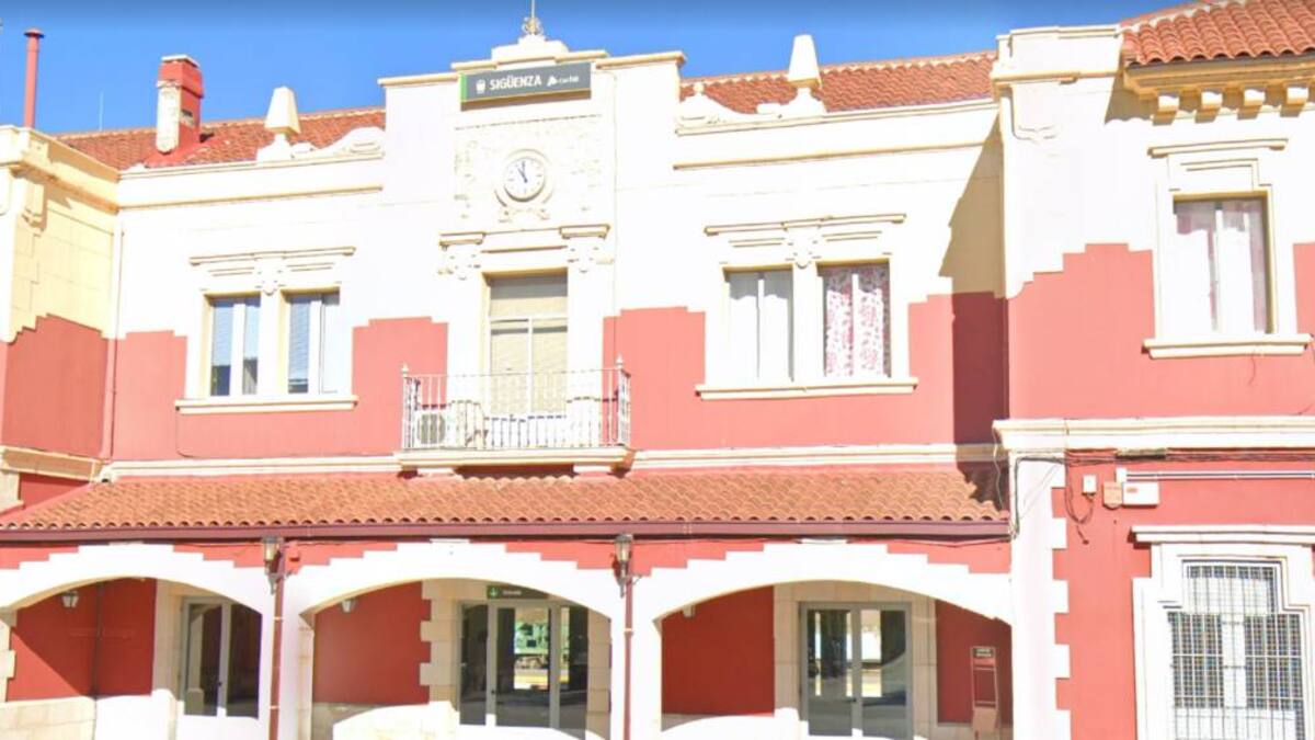 Las alcaldesas de Sigüenza y Belmonte nos cuentan los recortes en transporte que han sufrido sus localidades