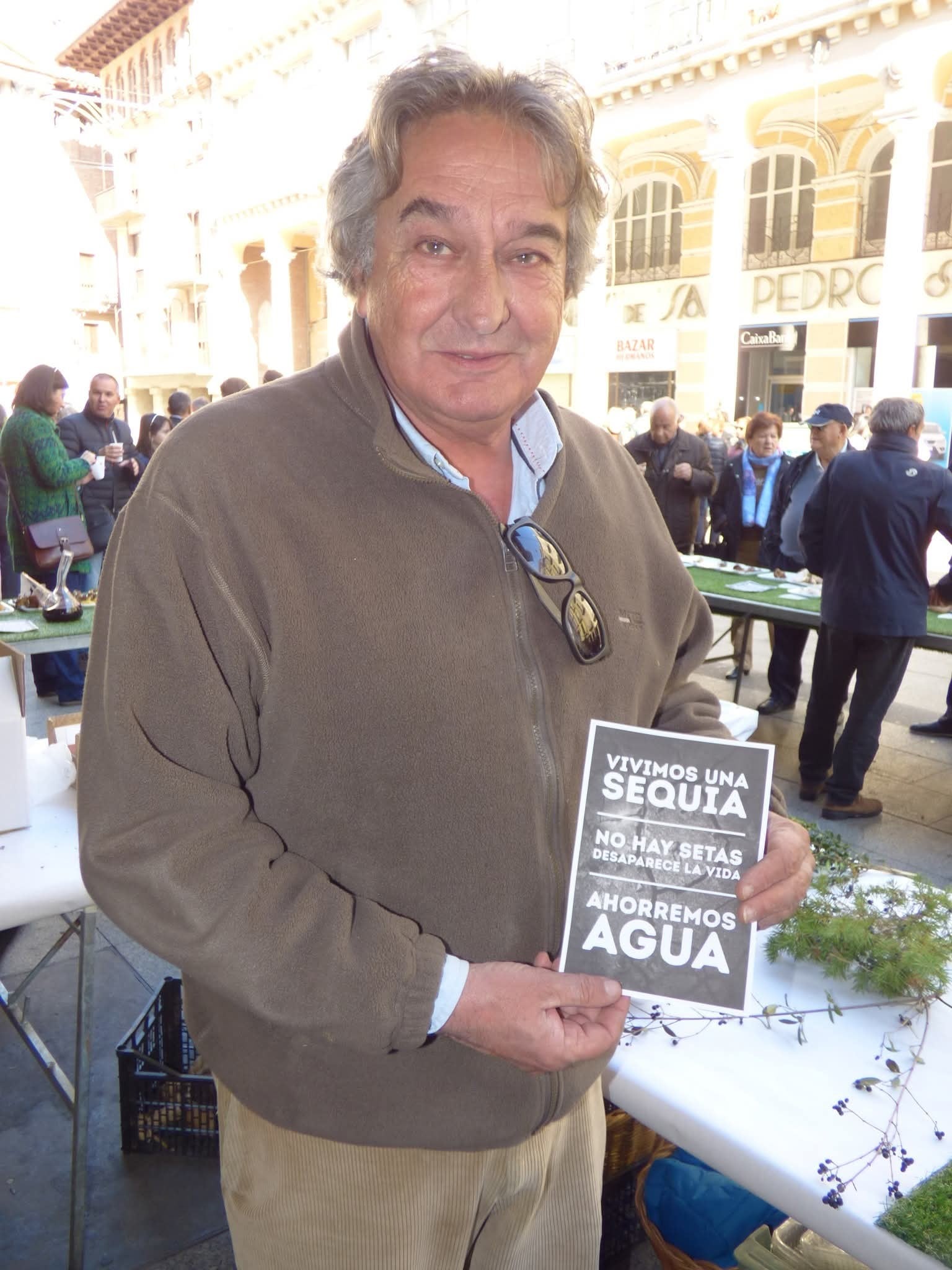 Pedro Cortina colaboró en la organización de las Jornadas Micológicas en Barbastro. Foto: Ángel Huguet