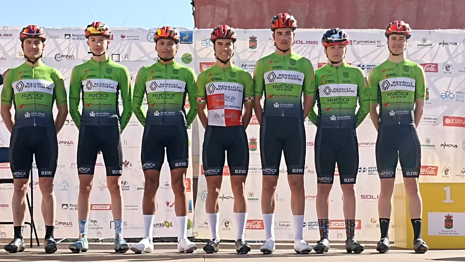 Equipo del Huesca La Magia Renault Auto Cuatro