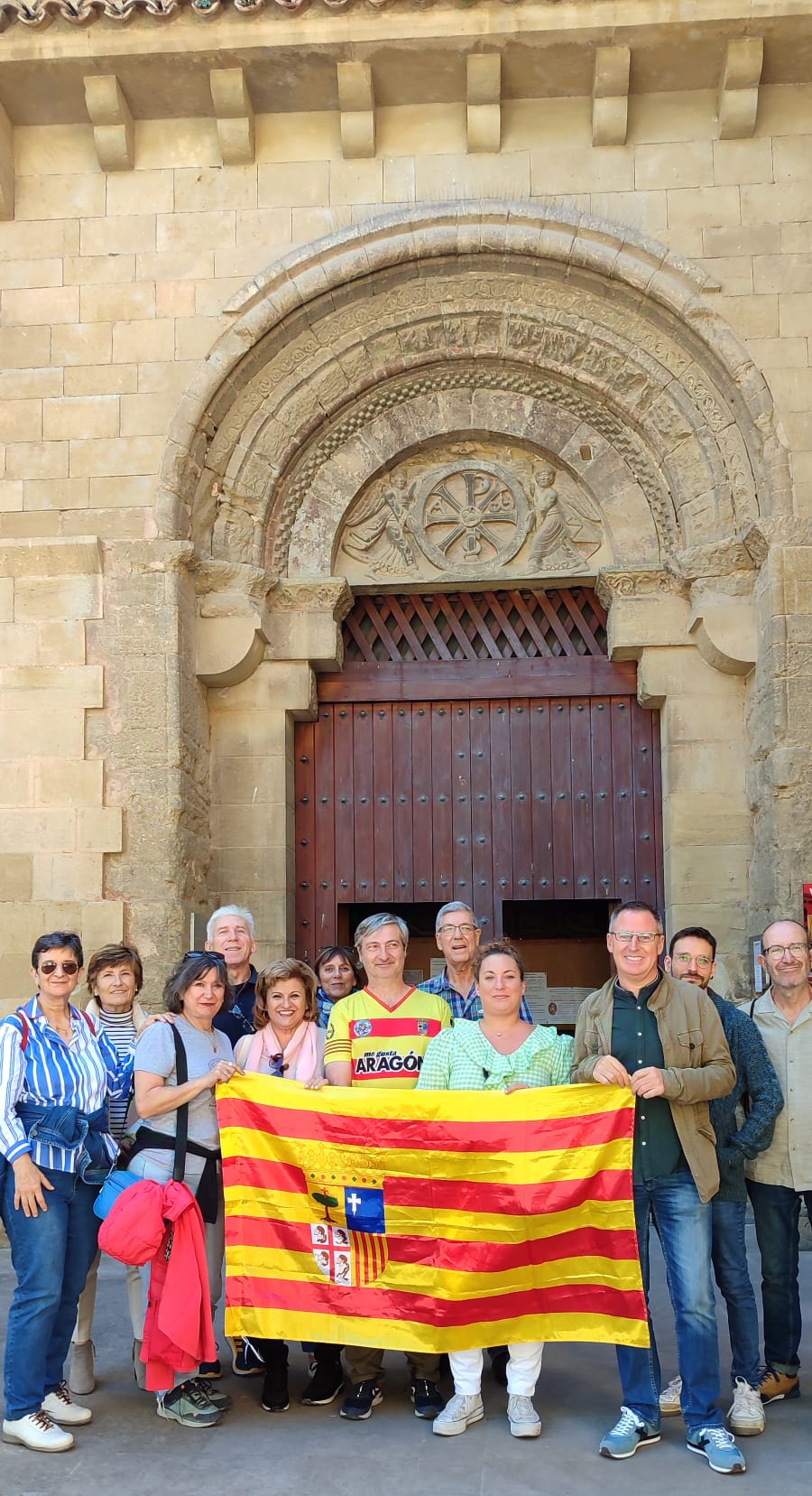 Participantes de las jornadas de Patrimonio de CHA, a las puertas de San Pedro el Viejo