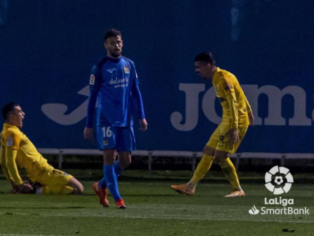 El Málaga da lecciones de visitante