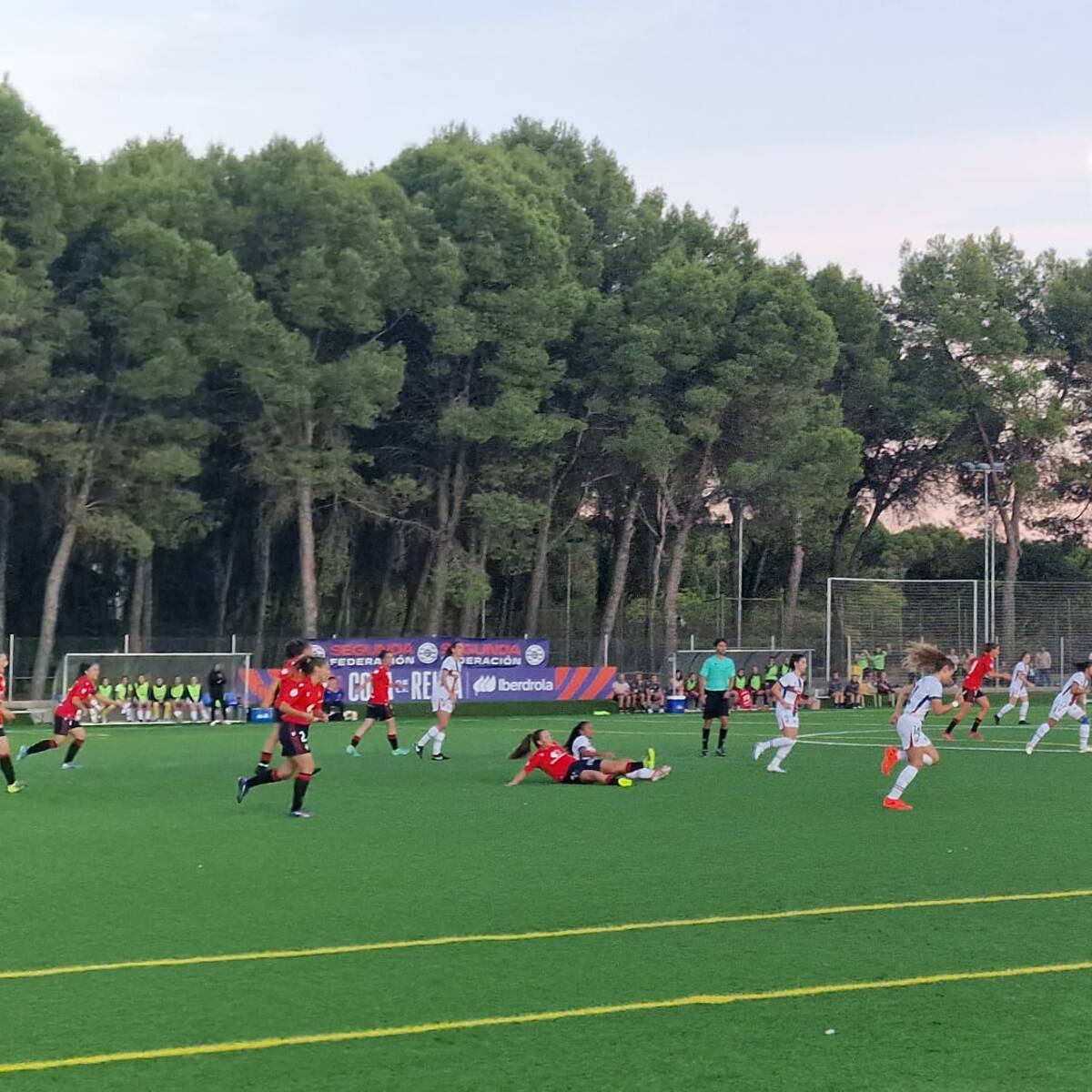 La SD Huesca Femenino afronta un mes clave para salir de la zona baja