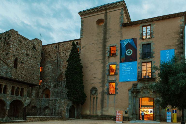 L&#039;Ajuntament vol allargar el període d&#039;exposició d&#039;obres de 3 a 8 mesos però descarta moure&#039;s de la seu actual del Monestir.