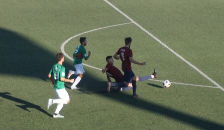 Kevin Sanz evita una ocasión rival