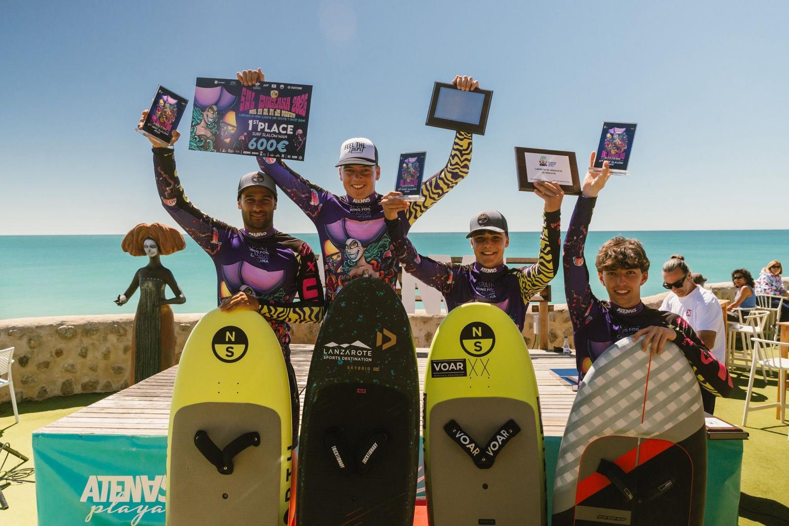 El lanzaroteño Manuel Morillo Fiestas tras ganar el Campeonato de España de Wingfoil.