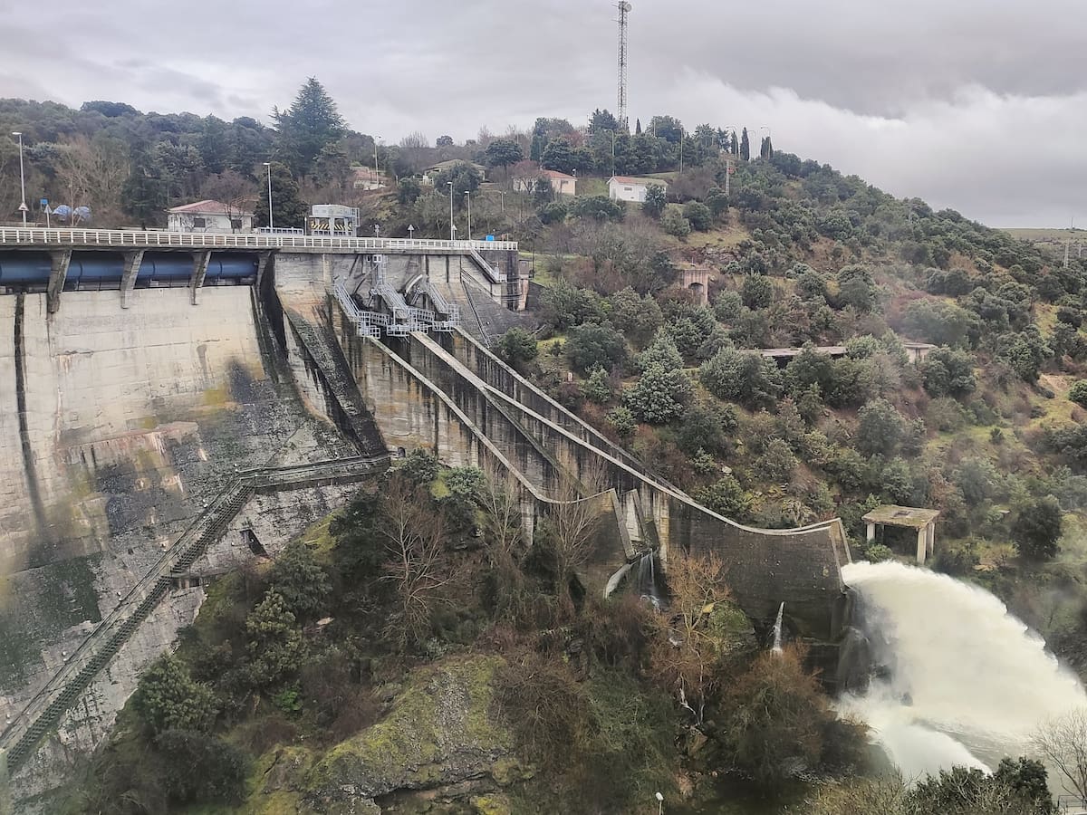 Sigue aumentando el volumen de agua en los embalses madrileños, “sin riesgo de inundaciones”