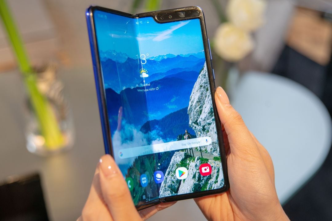 La compañía pospone el lanzamiento del Galaxy Fold.