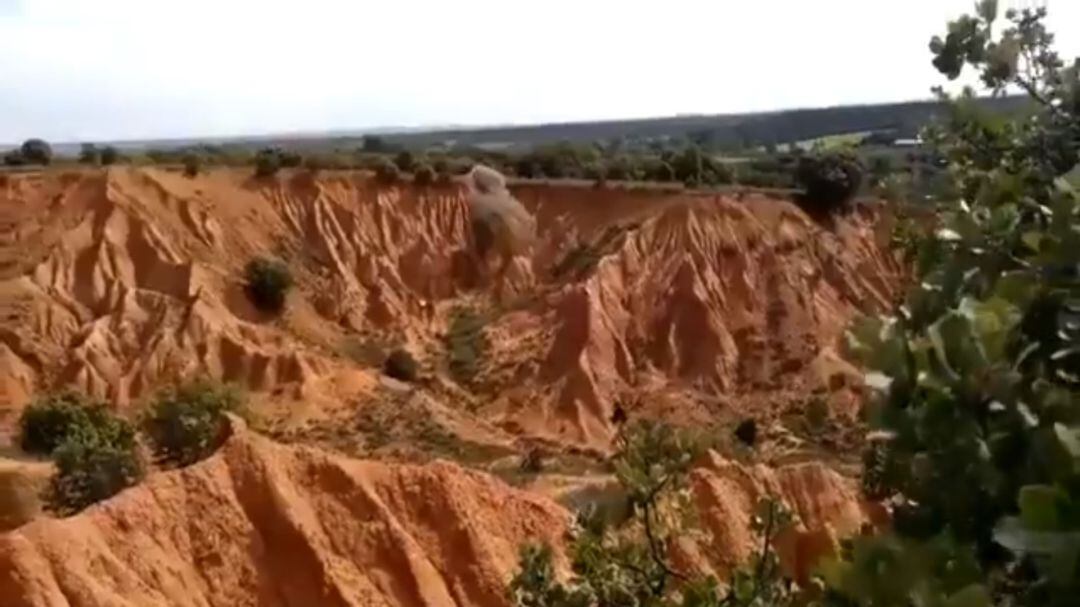 La Guardia Civil desactiva dos proyectiles en Riaza y San Ildefonso