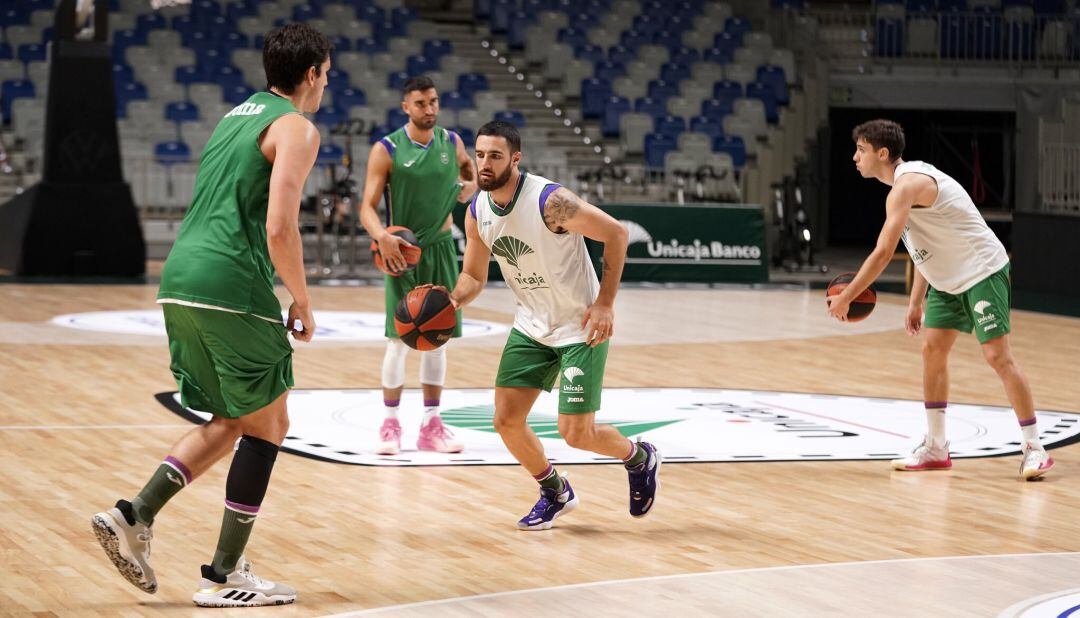 Francis Alonso durante un entrenamiento de la plantilla. 