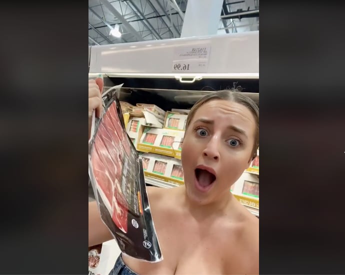 La española que ha mostrado el precio del jamón serrano en EEUU