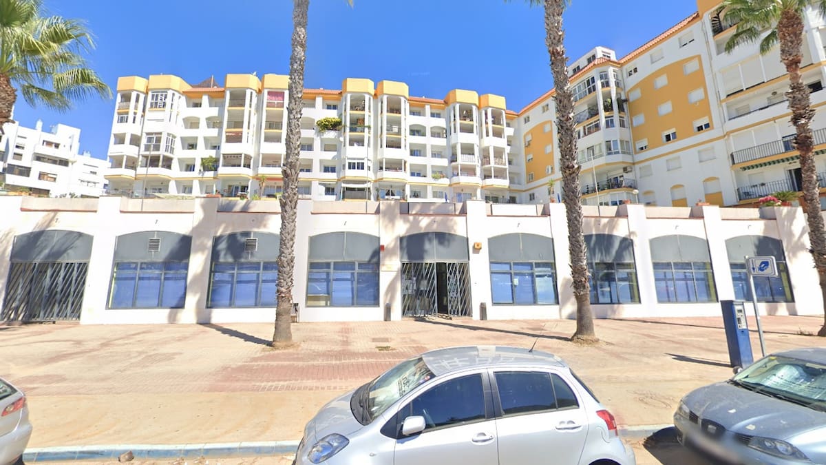 La oficina de la DGT seguirá en La Línea