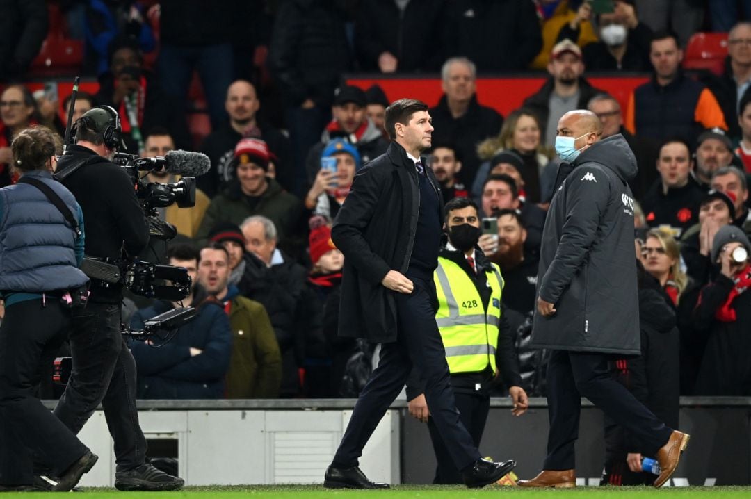 Steven Gerrard, leyenda Red, en Old Trafford.