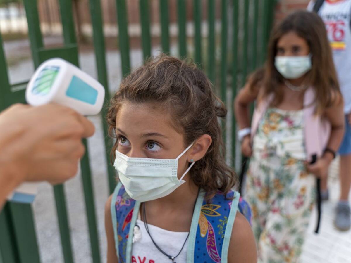 Los geles y mascarillas aún no han llegado a los colegios