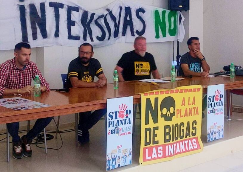 Reunión de los colectivos contra la plantas de biogás en la provincia de Jaén.