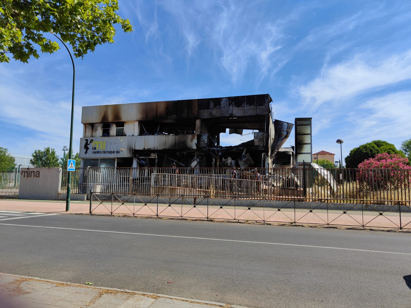 Centro de raquetas de Puertollano tras incendio