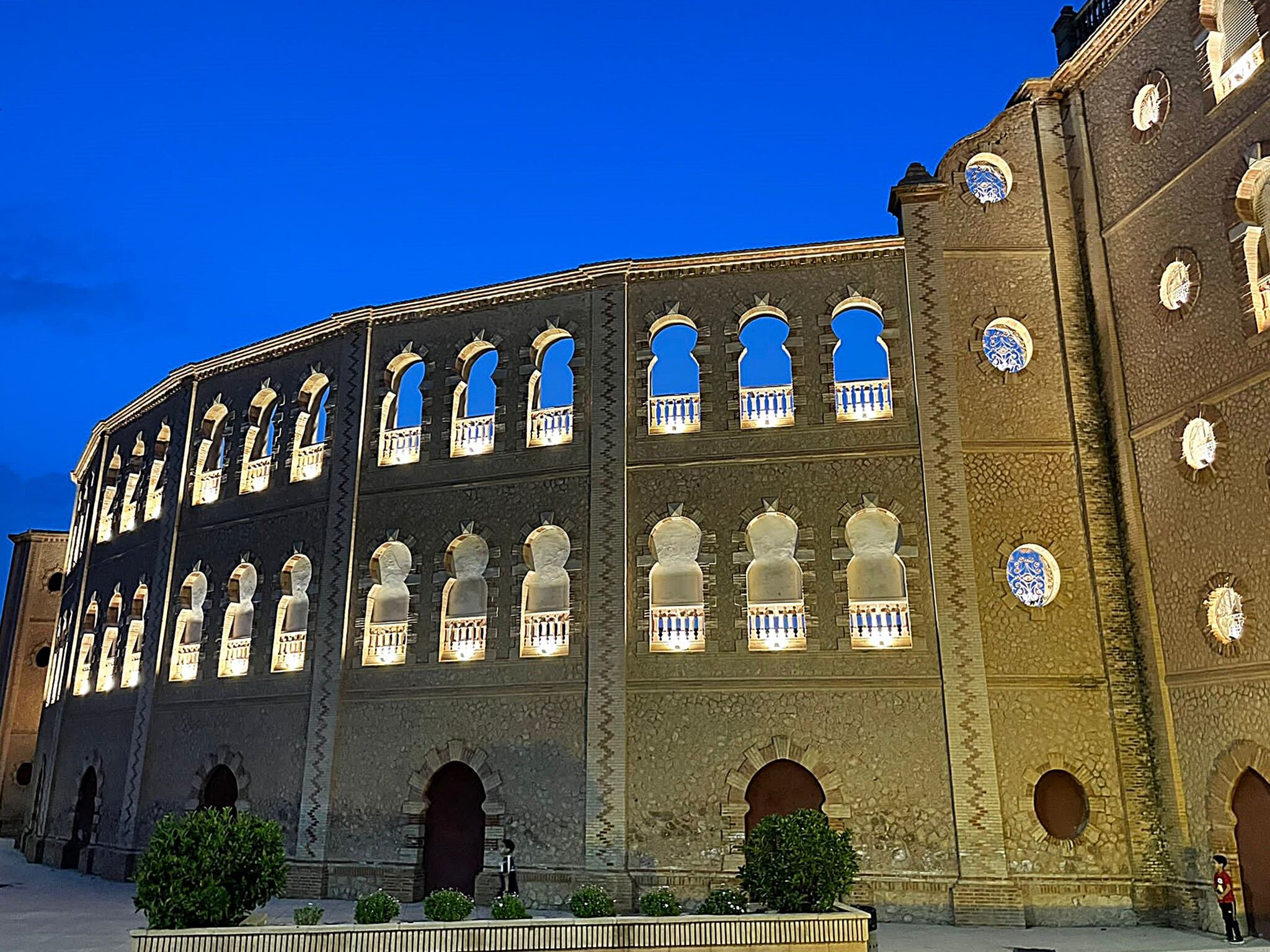 Exterior de la Plaza de toros de Caudete