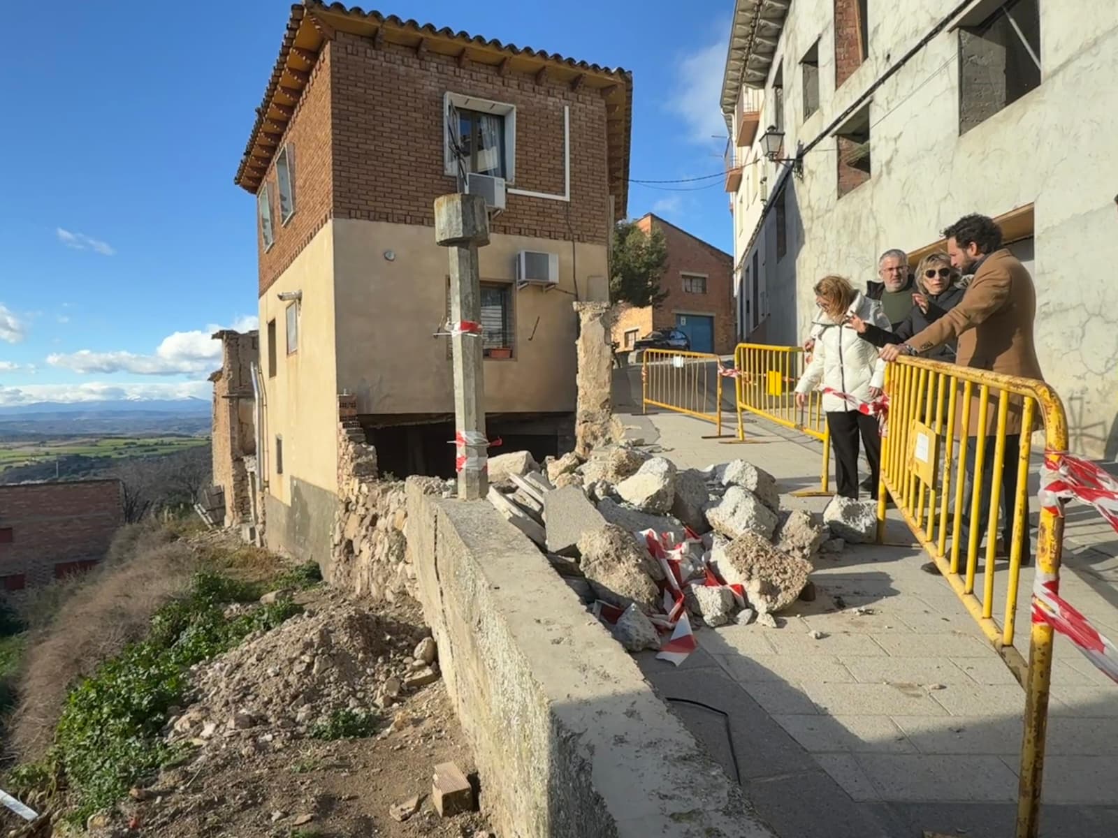 Vivienda afectada por el deslizamiento donde se actuará de urgencia.