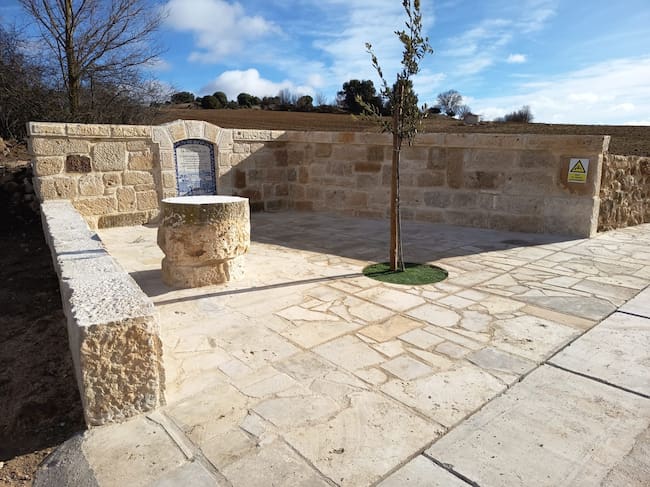 Fuente de la Hontanilla de Fresnillo de las Dueñas