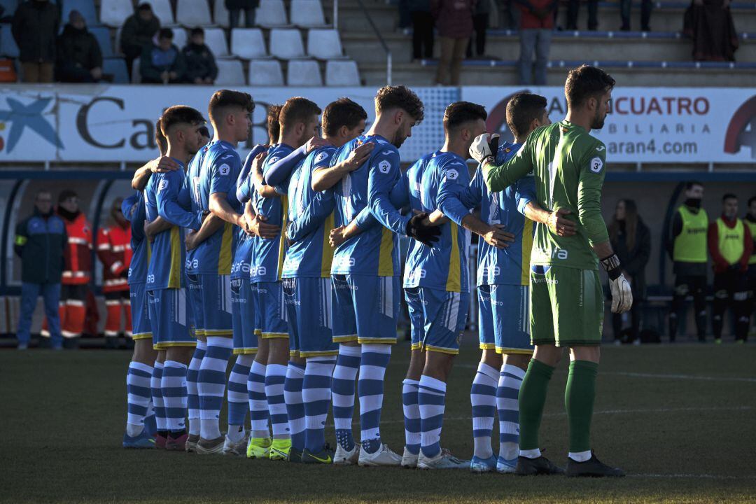 Uno de los onces iniciales de la Arandina de la pasada temporada.