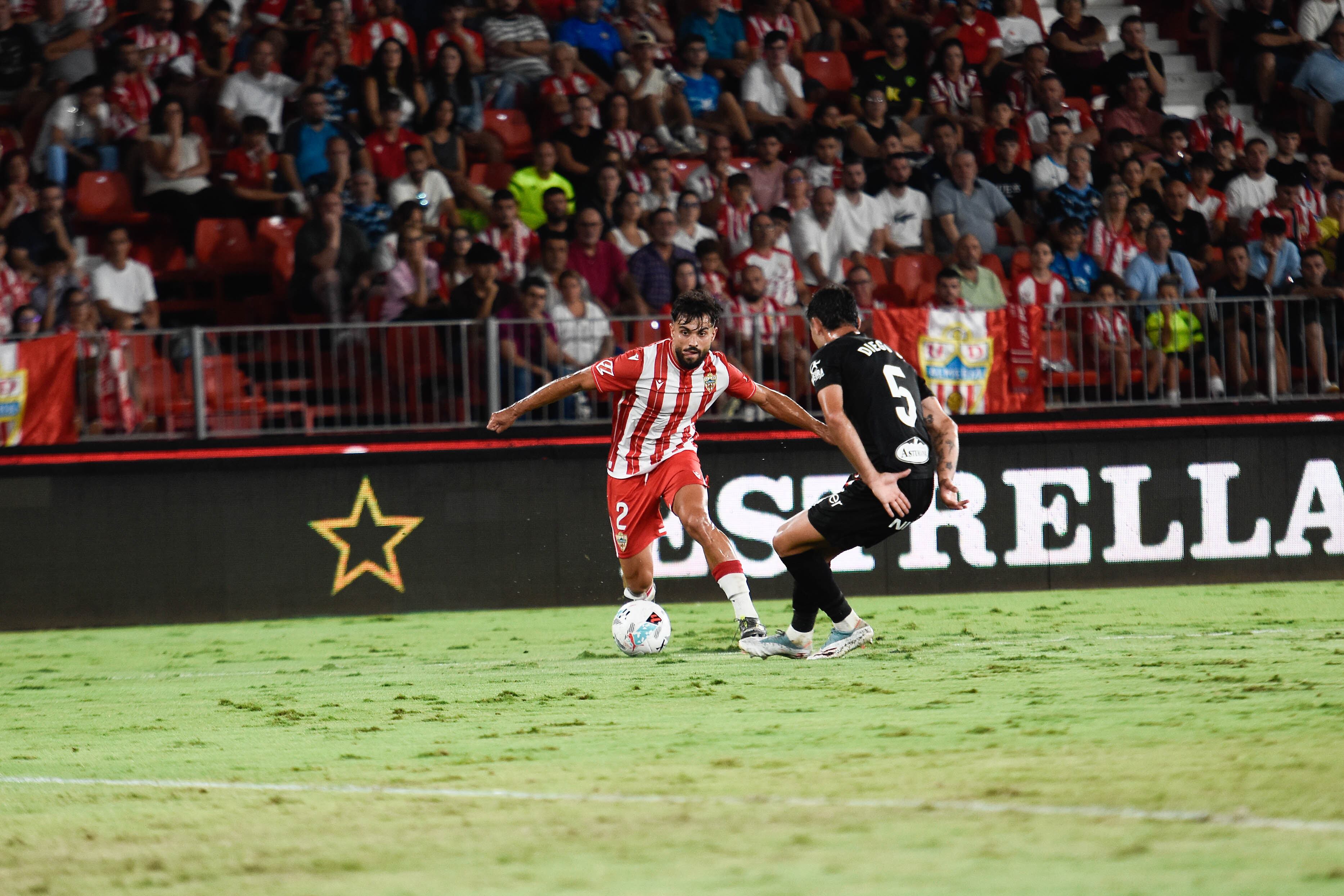 Entró en el descanso por Nico Melamed y estuvo sobresaliente.