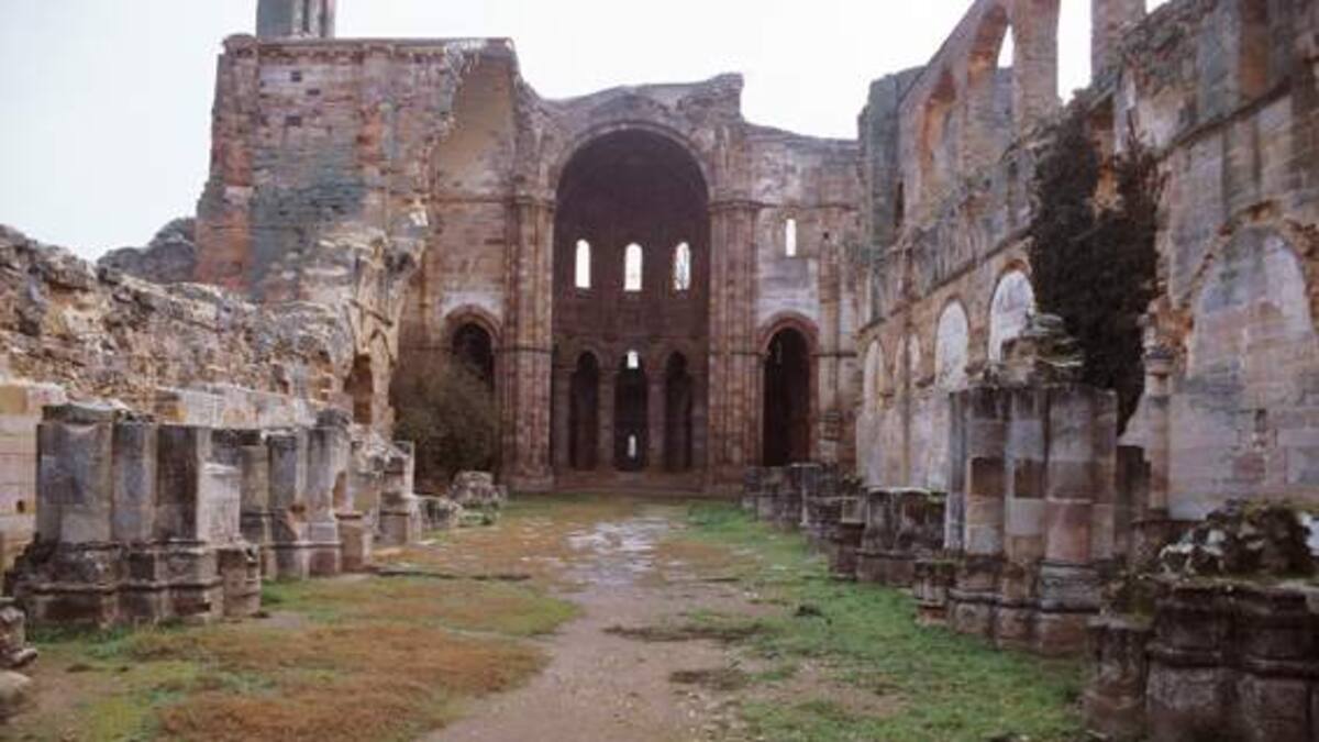 Trabajos en el "pabellón de los novicios" en el Monasterio de Santa María de Moreruela